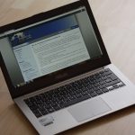ASUS Zenbook UX32Vd offen (Video) ASUS UX32VD R4002