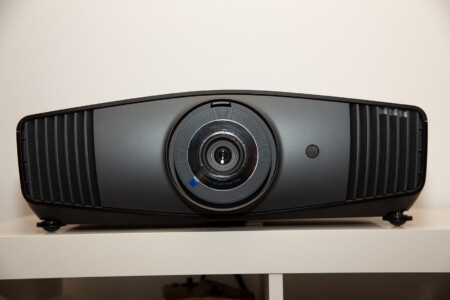 Benq W5700 Projector