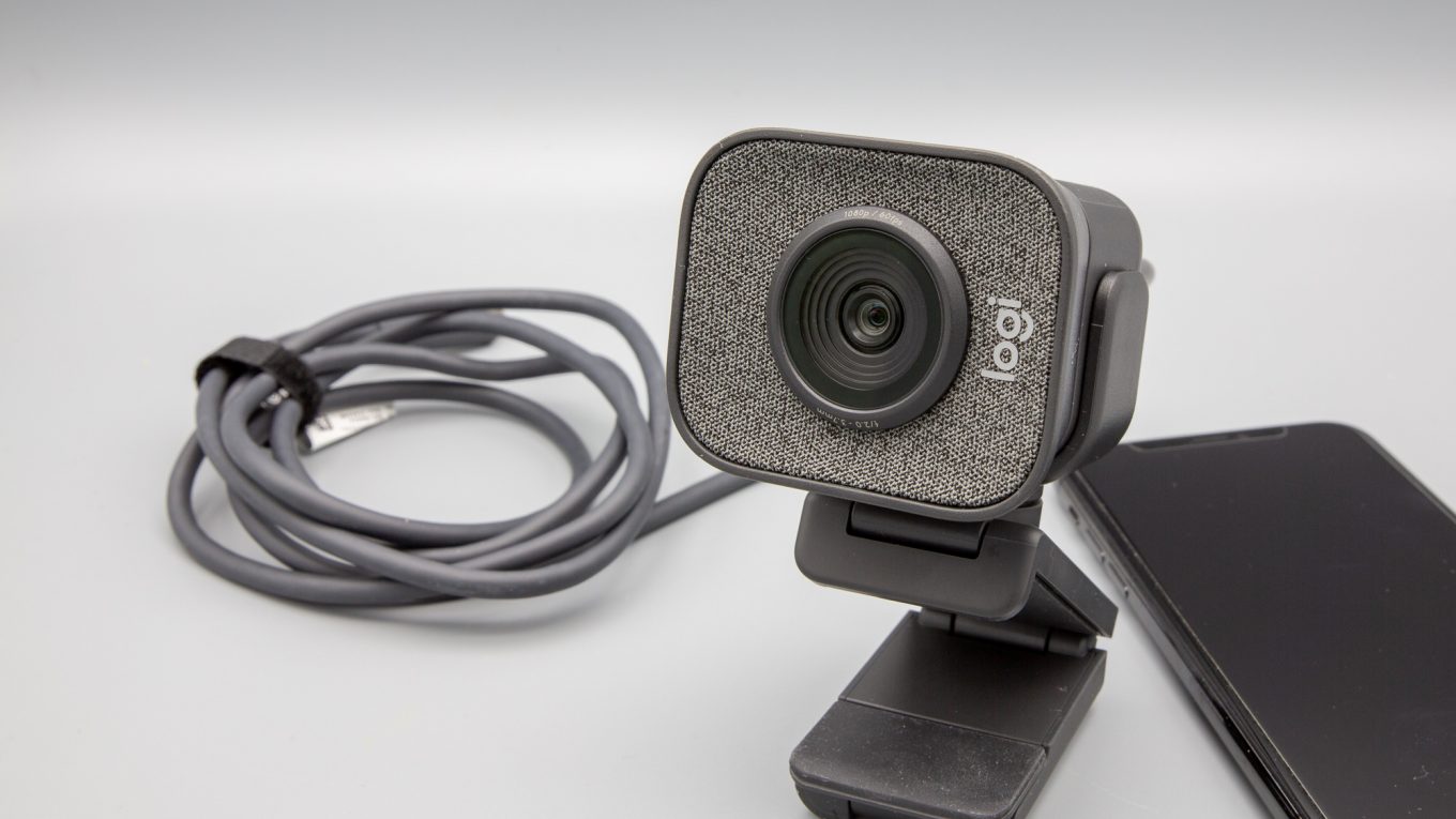 Streamcam: Webcam for home office and streaming? logitech streamcam 1