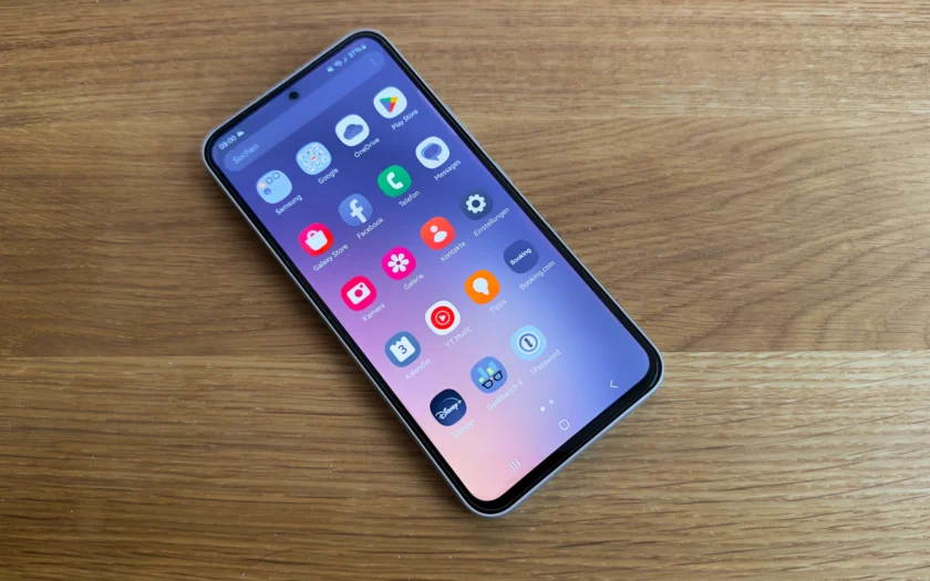 Samsung Galaxy A54 5G: erschwinglich mit Kompromissen samsung a54 1